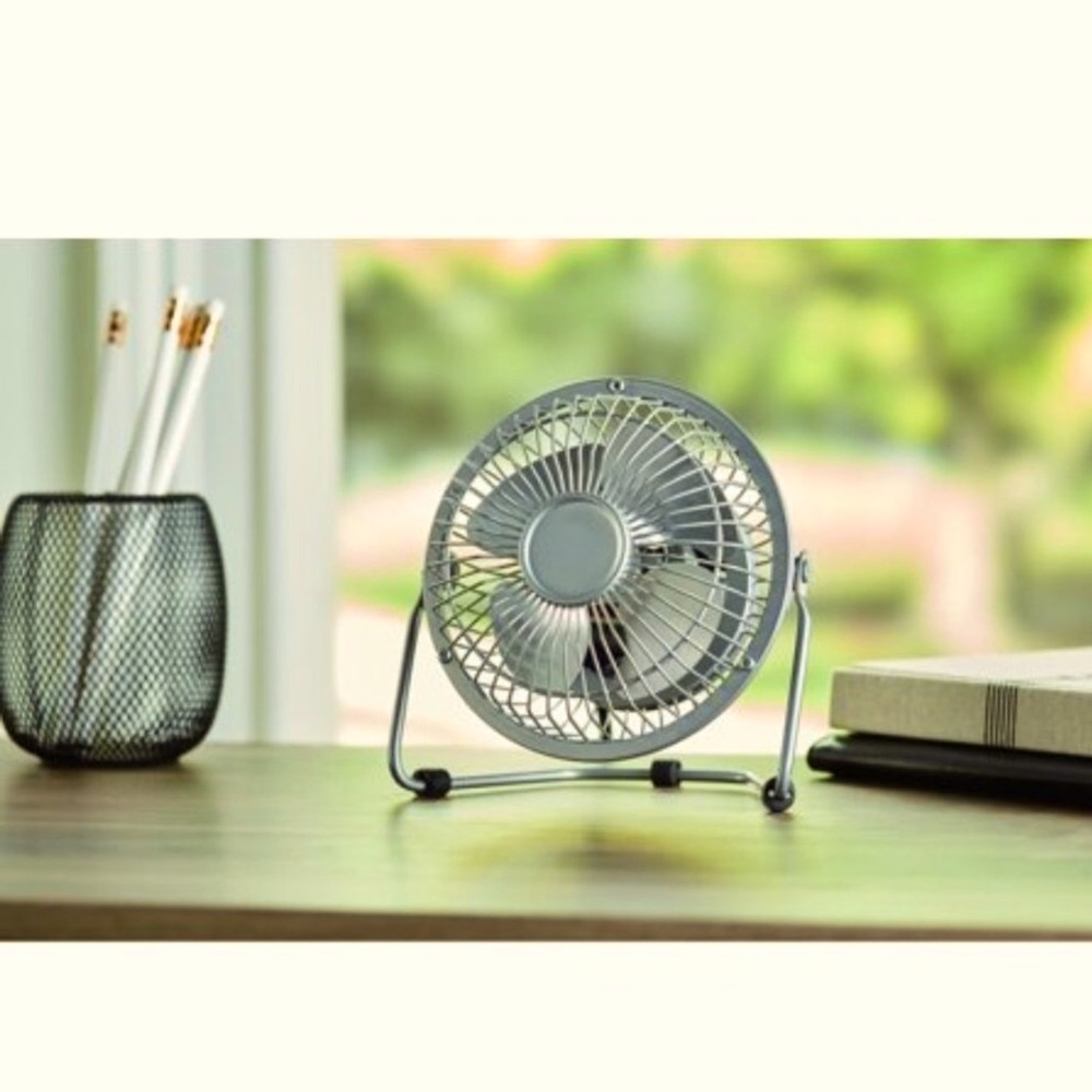 Mainstay Mini Personal Desk Fan, 360-degree pivot